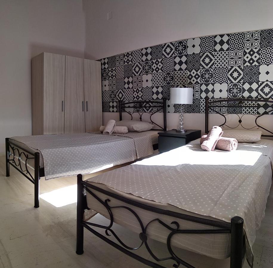 Alternative Country House 10 Minutes From Athens Airport Artemida  Buitenkant foto