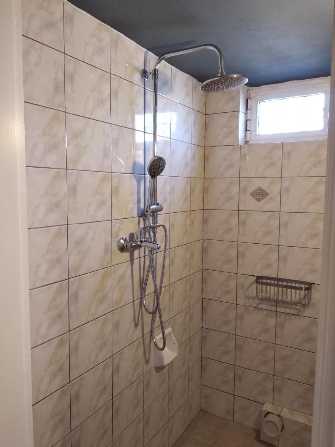 Alternative Country House 10 Minutes From Athens Airport Artemida  Buitenkant foto